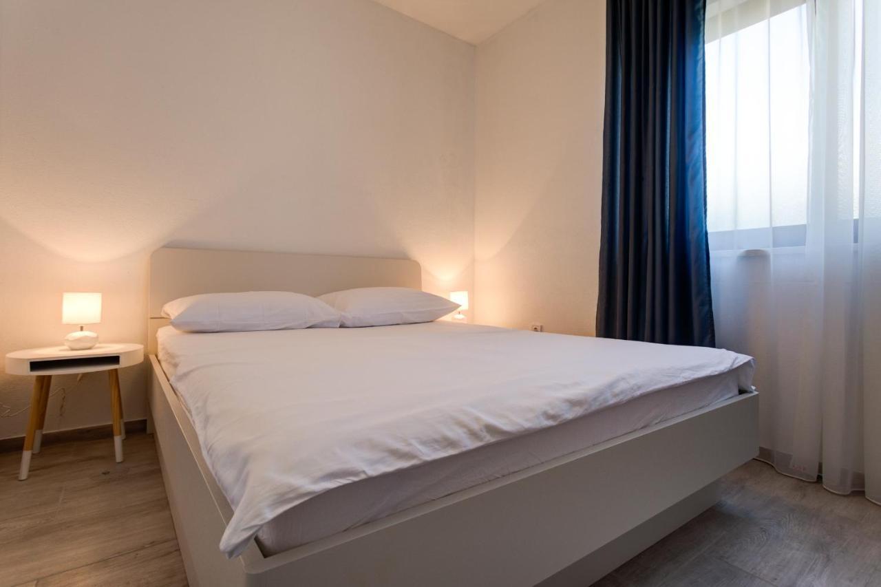 Love Apartments Зечево Экстерьер фото